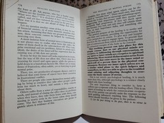 A Guide to Understanding and Practice of Spiritual Healing Harry Edwards 1974