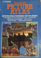 1983 Vintage The Golden Picture Atlas Hardcover 272 Pages