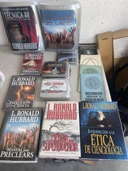 Scientology Books and Lectures Lot L Ron Hubbard Dianetics Lot of 14 in Spanish