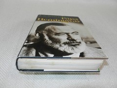 WW II Great writer & war correspondent „PAPA HEMINGWAY: A PERSONAL MEMOIR“