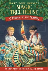 Mummies in the Morning (Magic Tree House, No. 3) – Paperback – GOOD