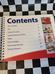 2007 JELL-O FAVORITE DESSERTS RECIPES Cookbook Spiral Spine 47 Pages