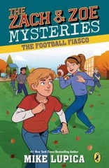 The Football Fiasco (Zach and Zoe Mysteries, The) – Paperback – GOOD