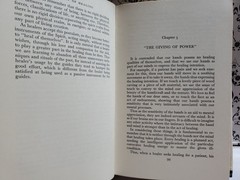 A Guide to Understanding and Practice of Spiritual Healing Harry Edwards 1974