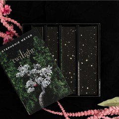 NEW/SEALED The Twilight Saga Deluxe Hardcover Collection
