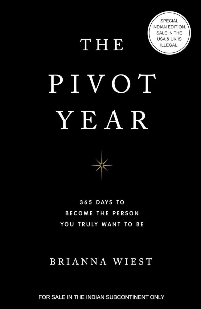 The Pivot Year 365 Day To Become The Person Your Truly Paperback # s583